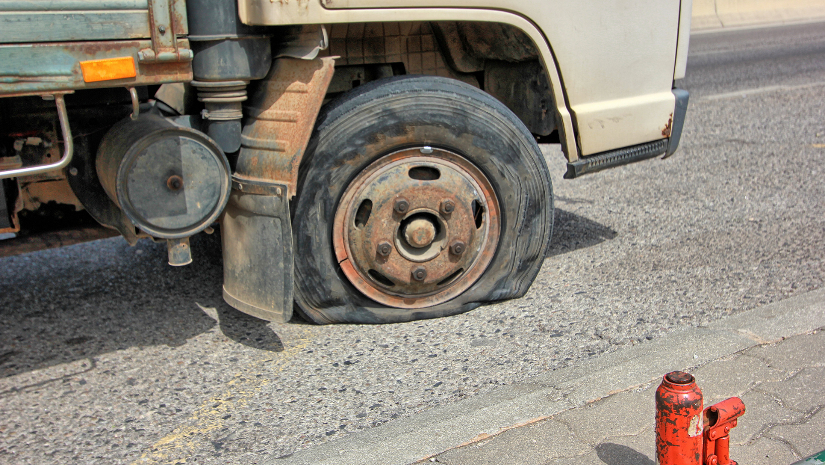 flat-truck-tire-ruined-tire